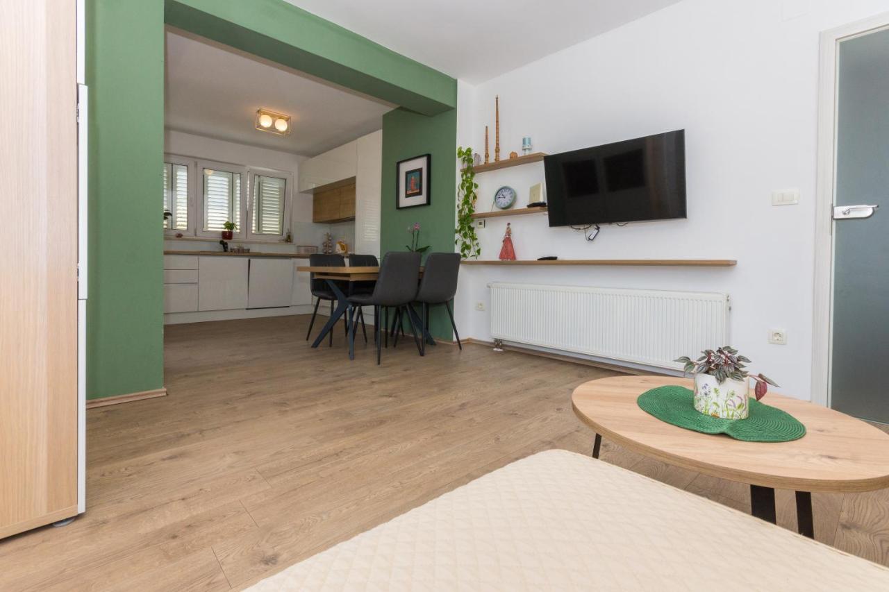 Adria Krk Apartment 克尔克 外观 照片