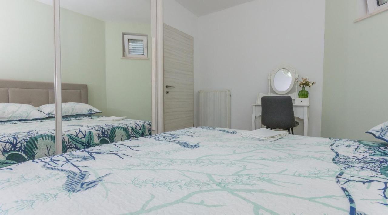 Adria Krk Apartment 克尔克 外观 照片